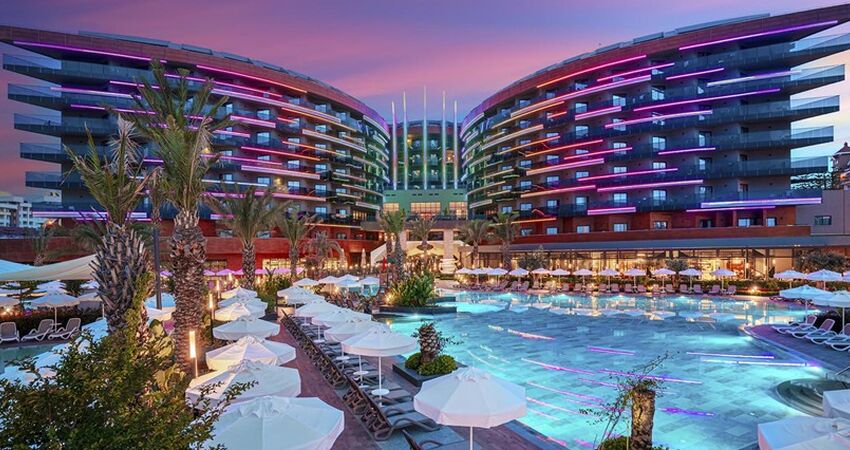 Kirman Calyptus Resort