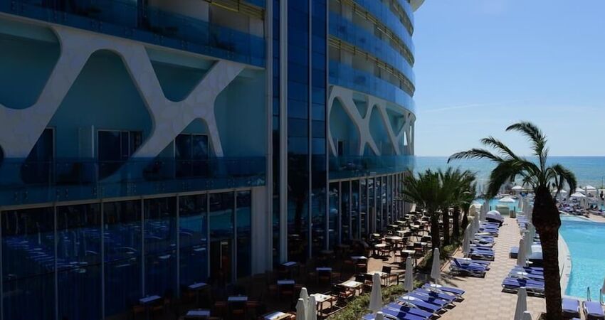 Vikingen İnfinity Resort & Spa