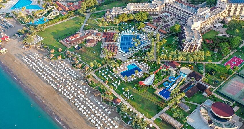 Crystal Tat Beach Golf Resort & Spa